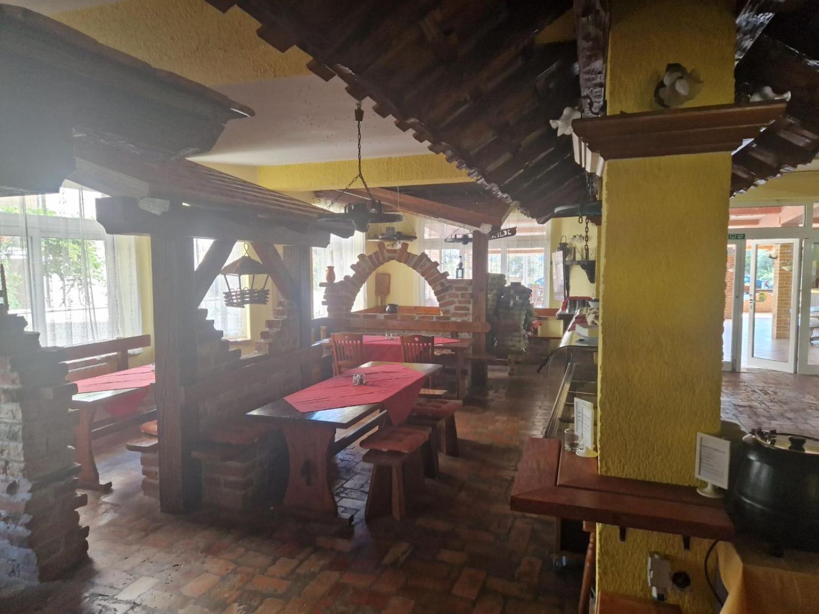 Biergarten Medulin Ngoại thất bức ảnh