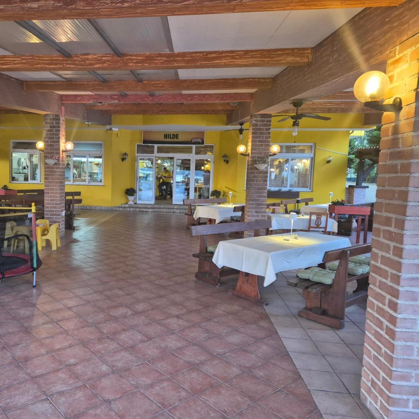 Biergarten Medulin Ngoại thất bức ảnh